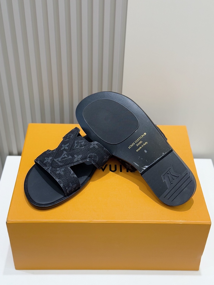 LV Oasis Mule 38-46