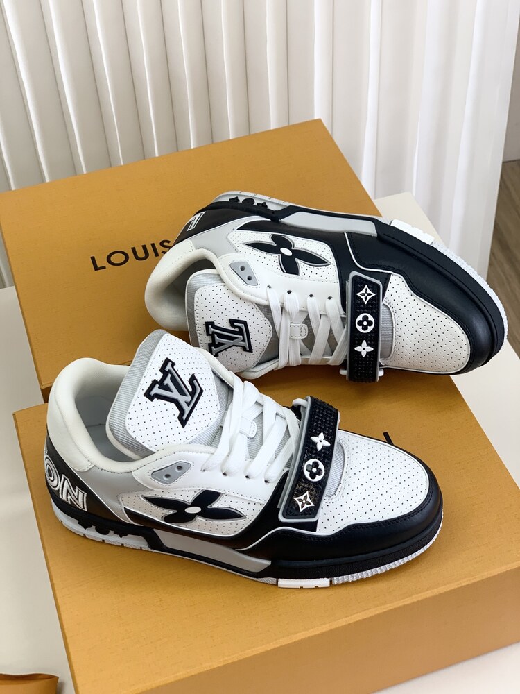 Louis Vuitton 39/45