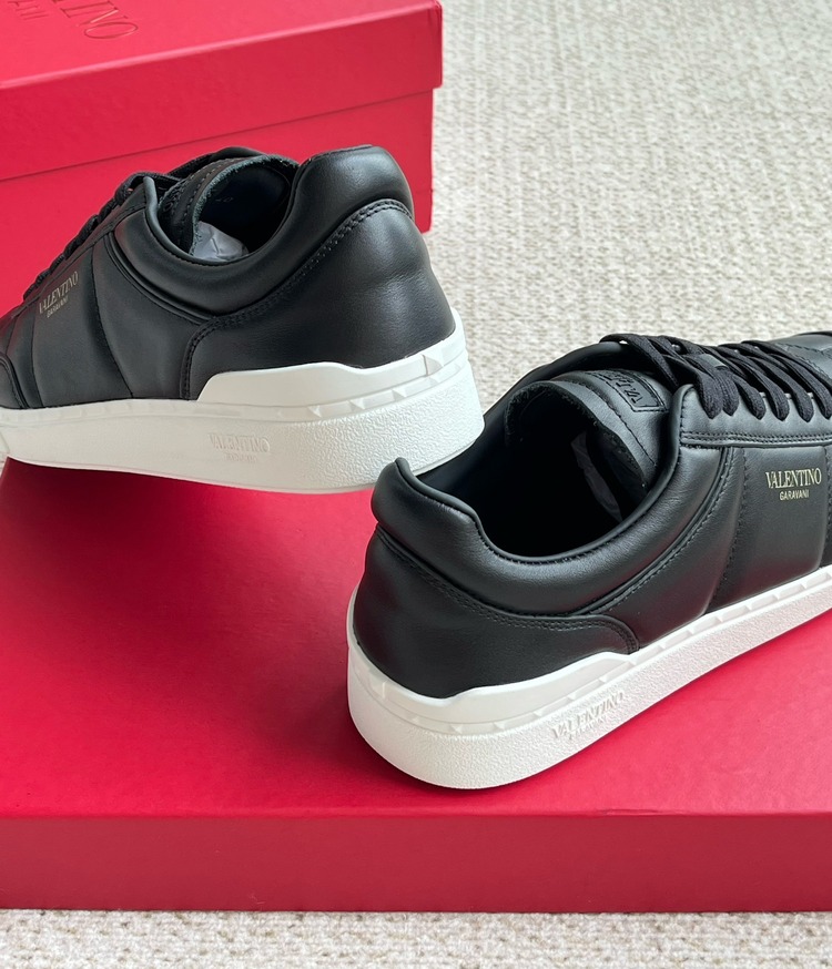 Valentino 39-44