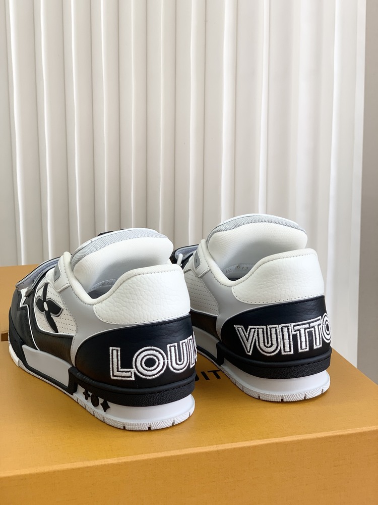 Louis Vuitton 39/45