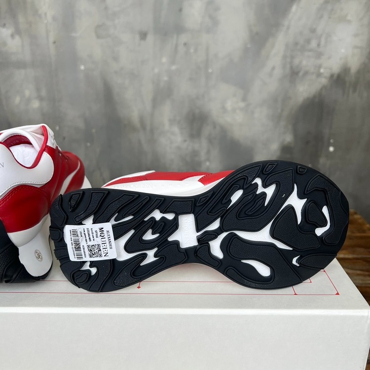 Alexander McQueen 35/45