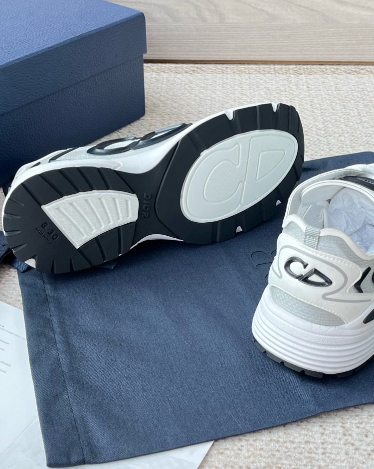 B30 Countdown Tech Sneaker White Semi-Transparent 39-45