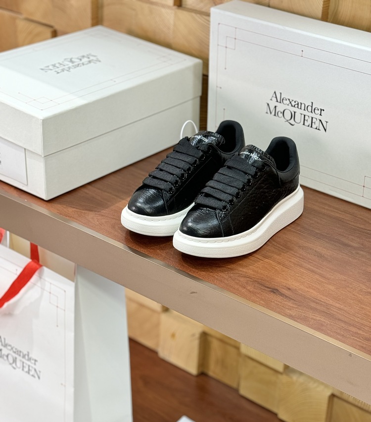 Alexander McQueen 35/46