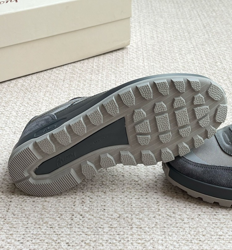 Brioni 39-44