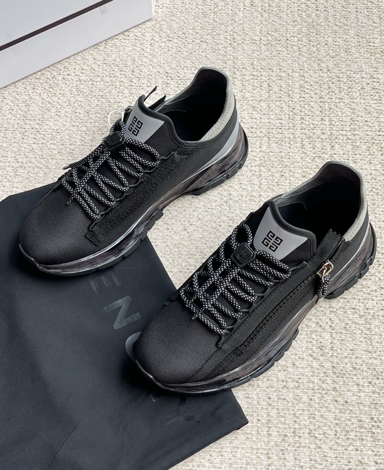 Givenchy 39/45