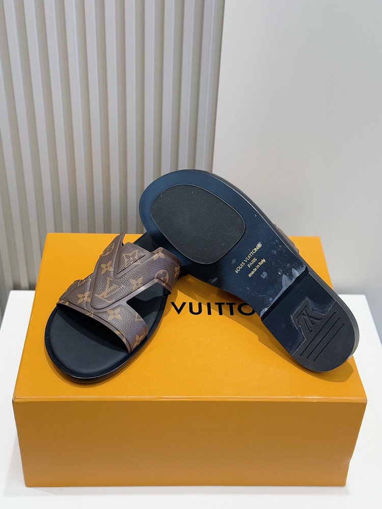 LV Oasis Mule 38-46