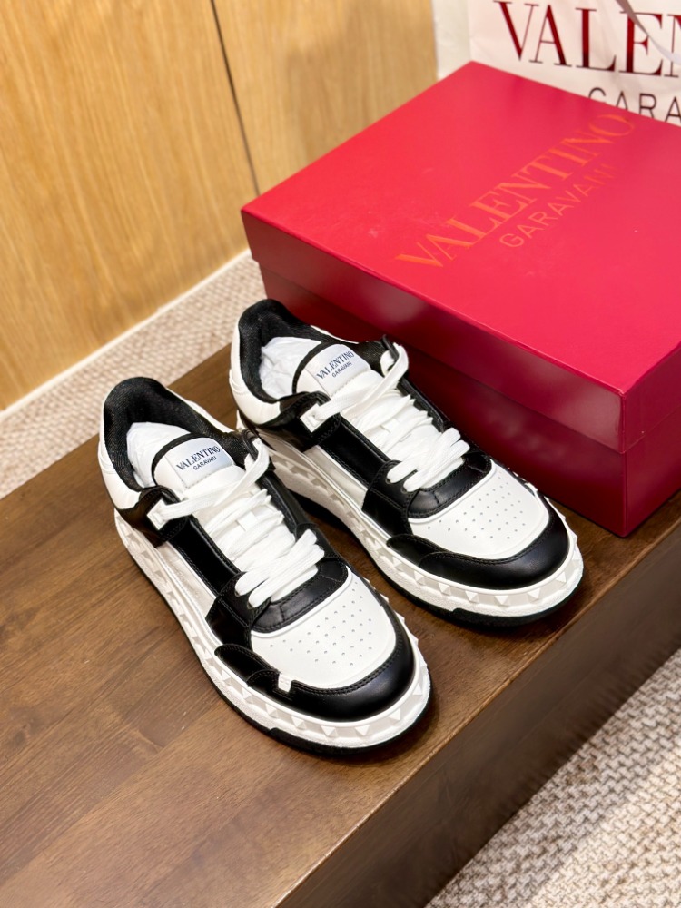 Valentino Garavani Freedots Sneakers 35-45