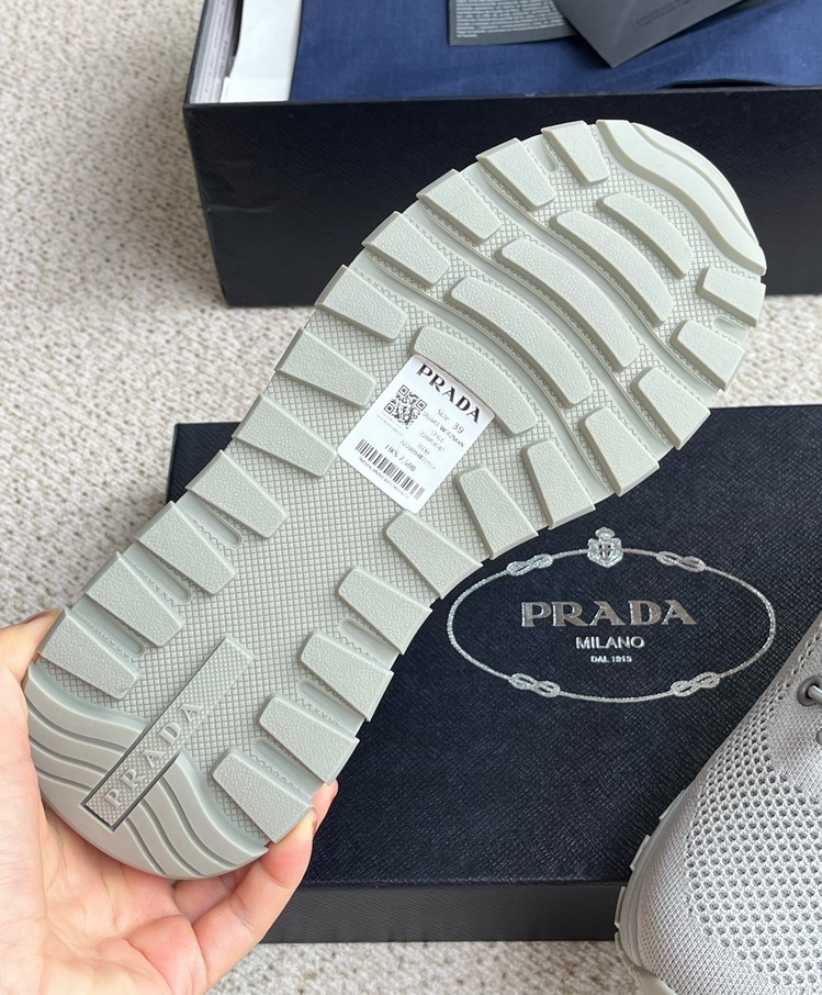 Prada 39/45