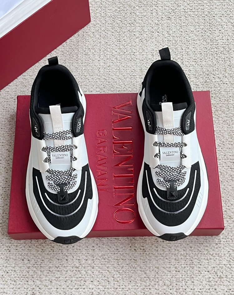 Valentino Garavani True ACT 39-44