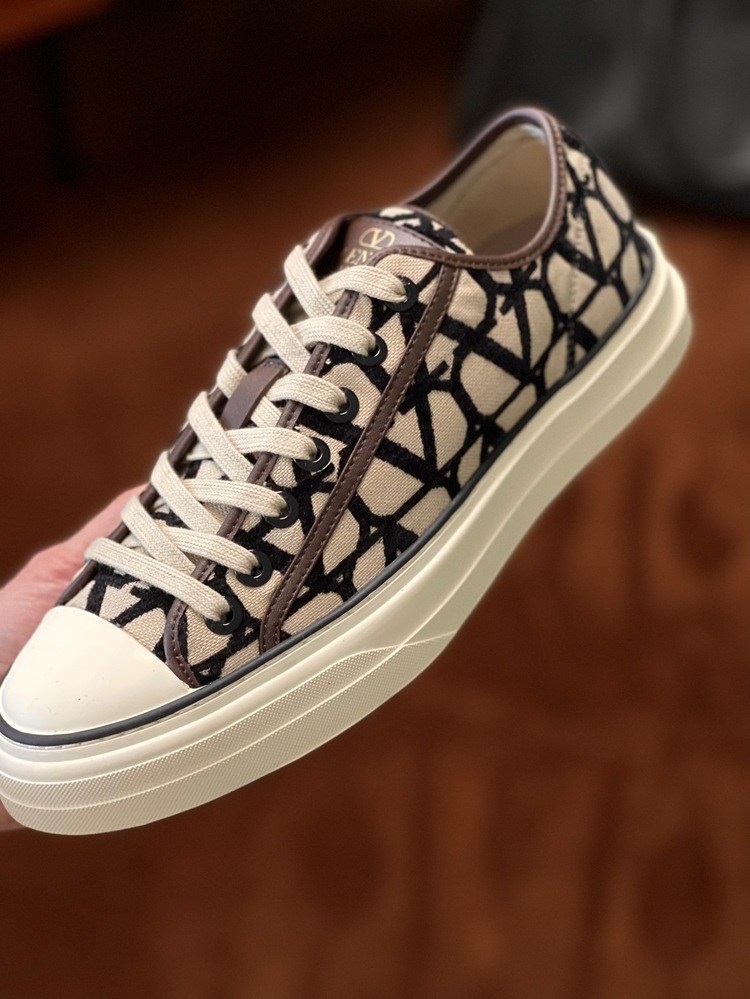 Valentino 35/45
