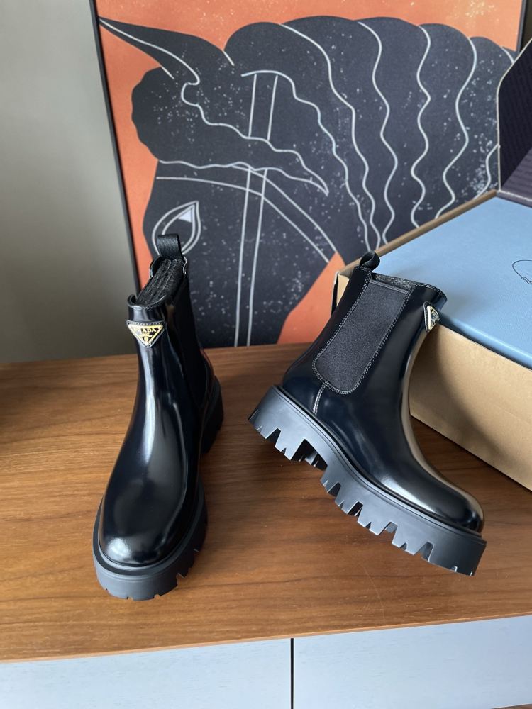 Prada 39-45