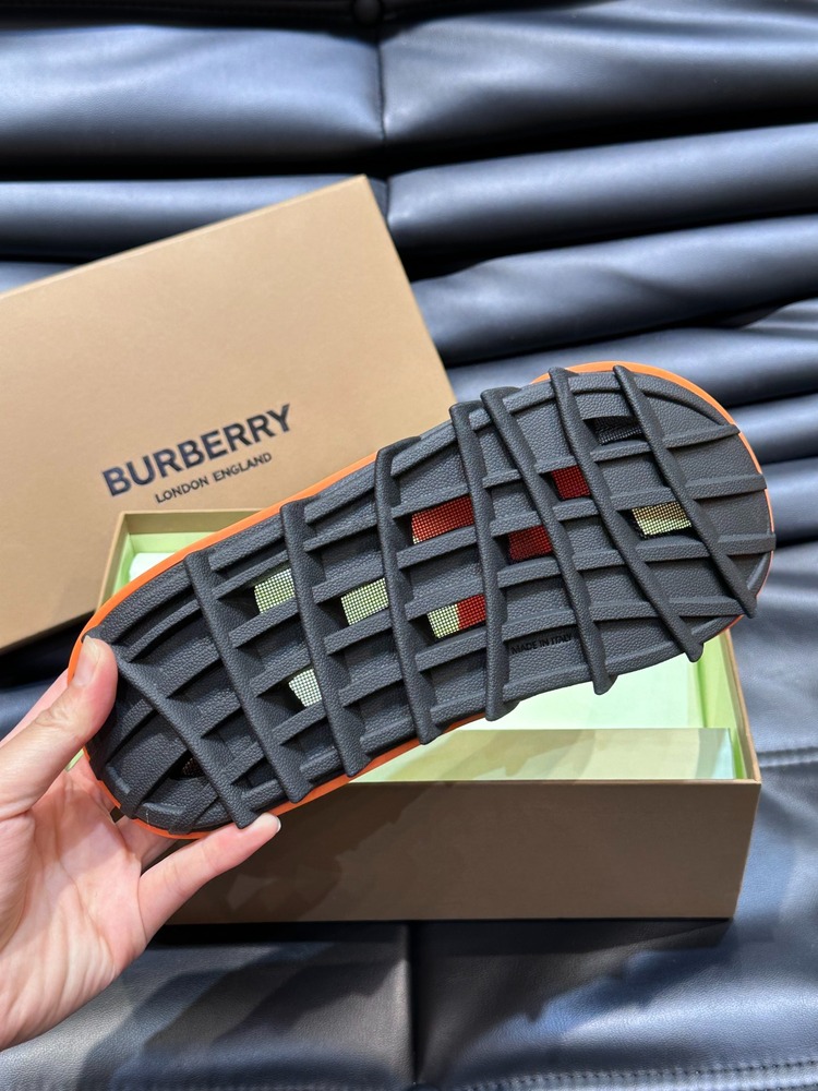 Burberry 39-44