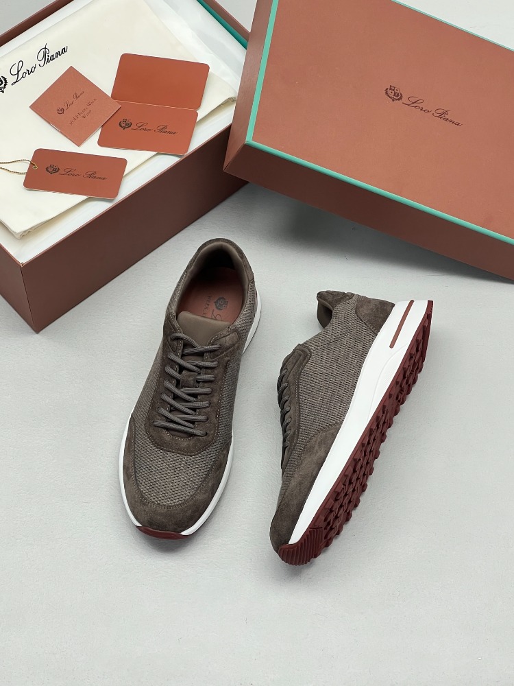 Loro Piana Weekend Walk 39-45