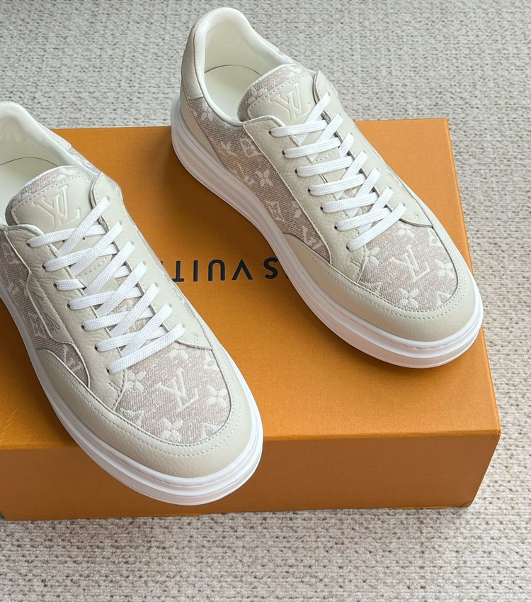 Louis Vuitton 35/44