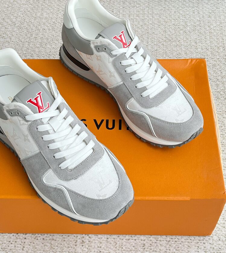 Louis Vuitton 39/45
