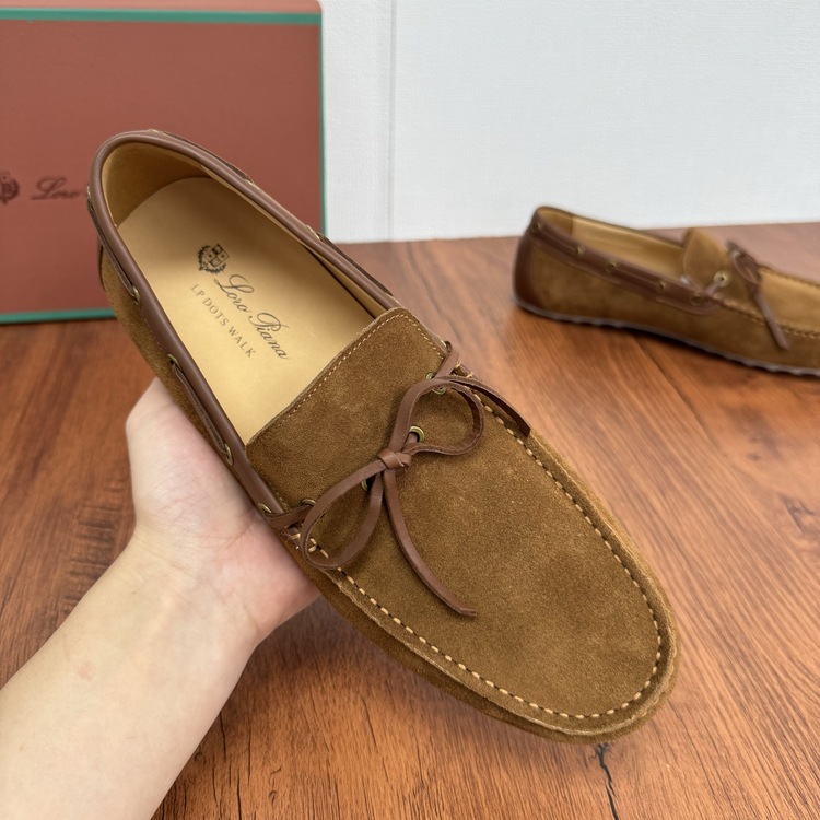 Loro Piana 39-45