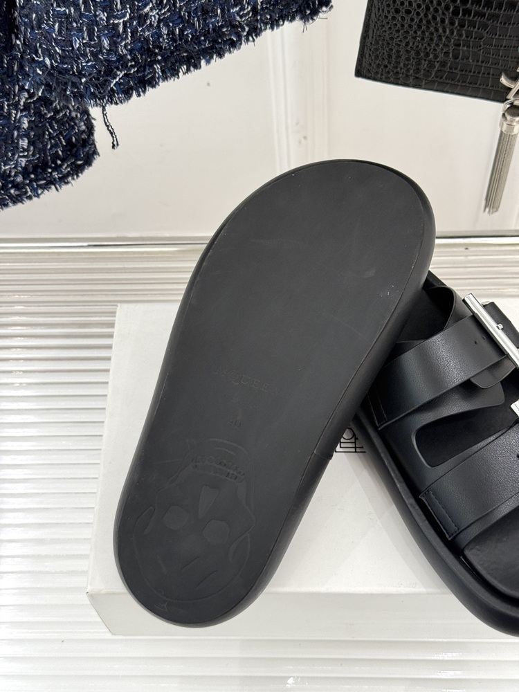 Alexander McQueen 35/46