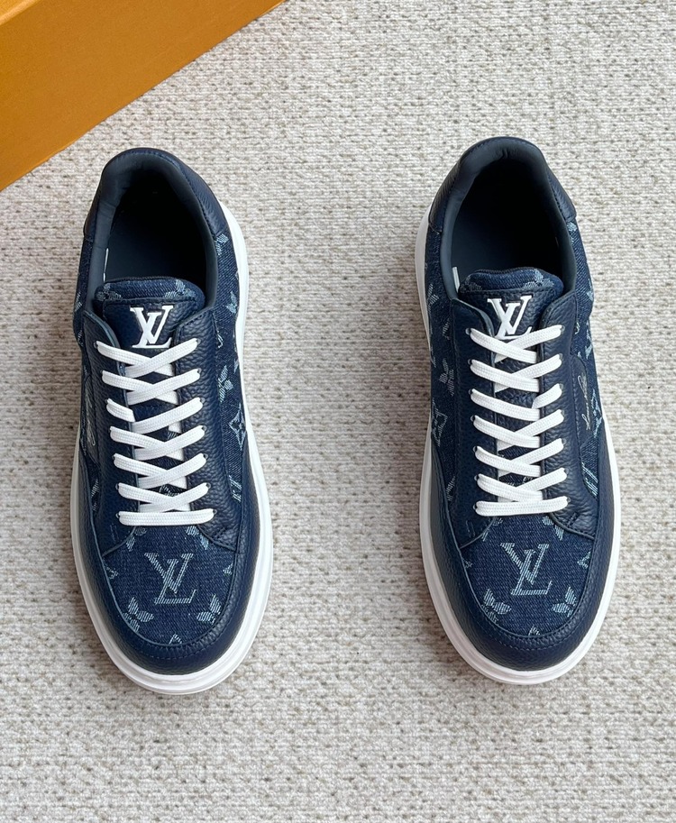 Louis Vuitton 39/44