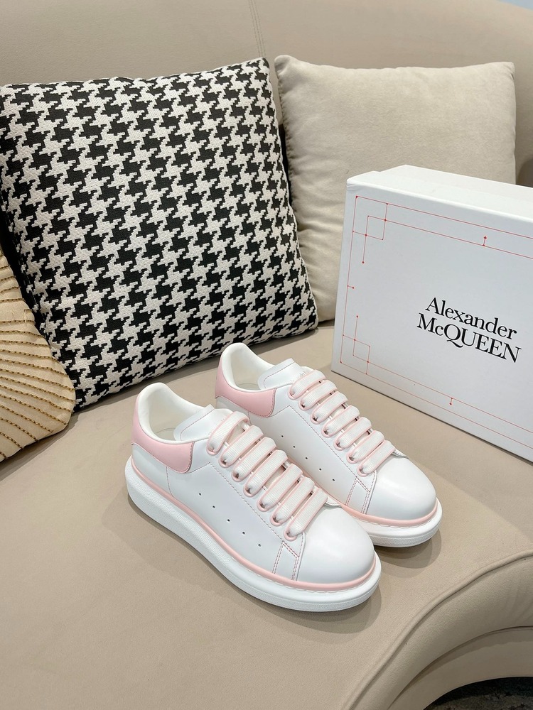 Alexander McQueen 38/45