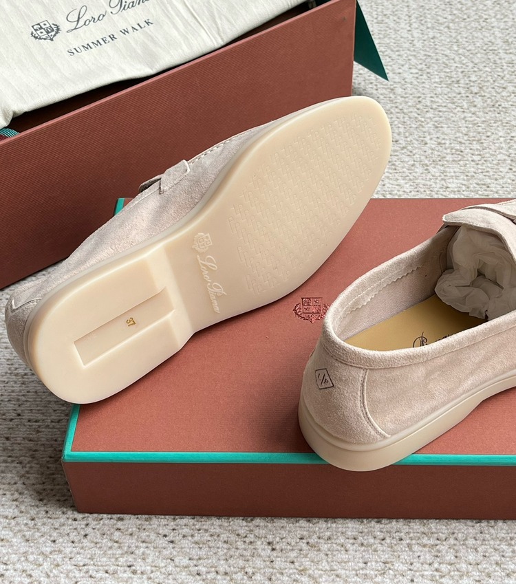 Loro Piana 35/44