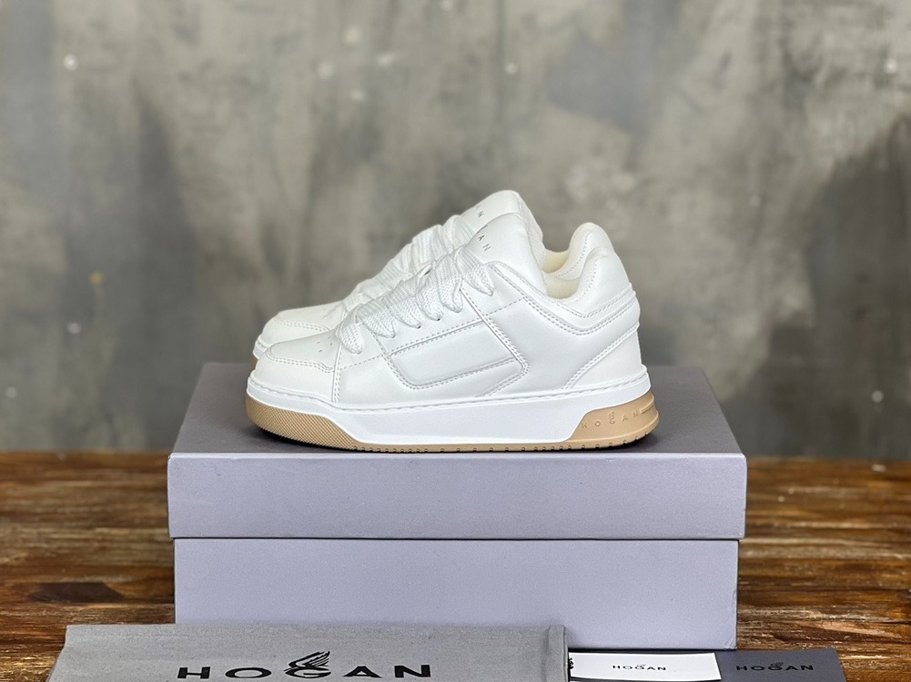 Hogan 35-44