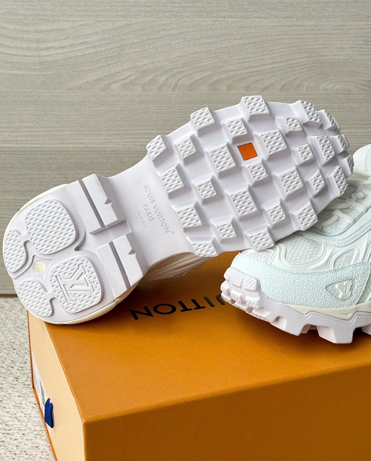 Louis Vuitton Summit Sneaker 38/45