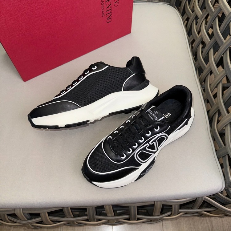Valentino 39-45