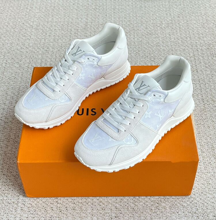 Louis Vuitton 39/45