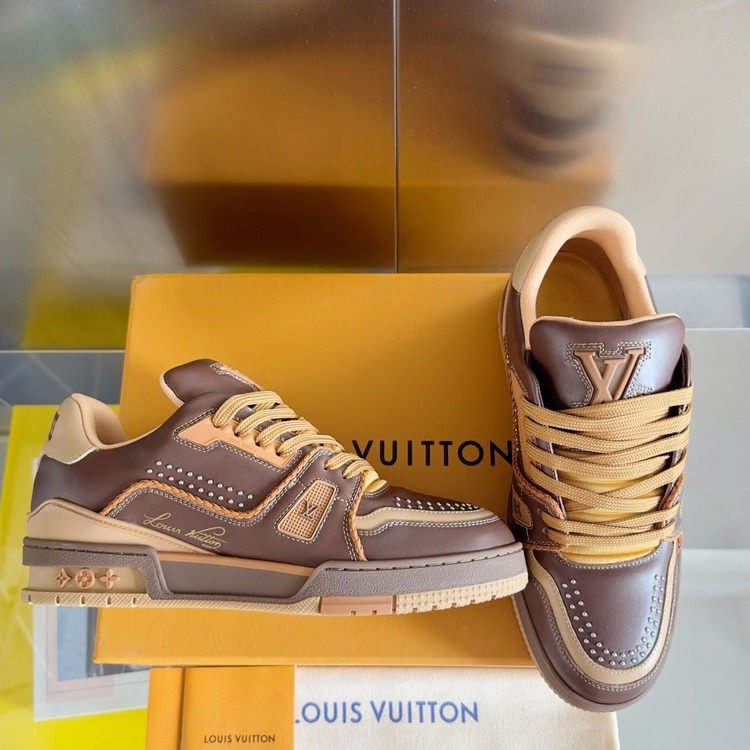 Louis Vuitton 39-45