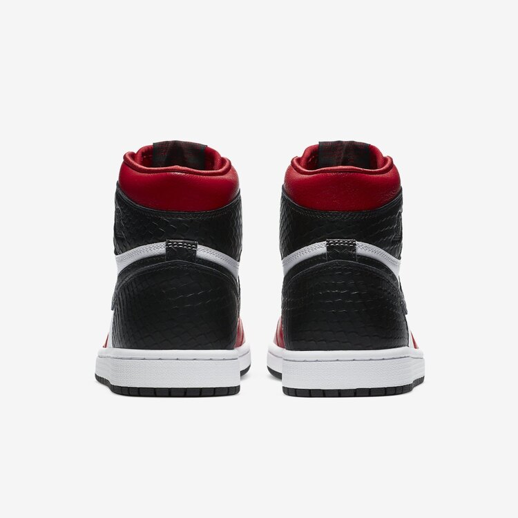 Nike Air Jordan 1 Retro High OG “Black Toe”