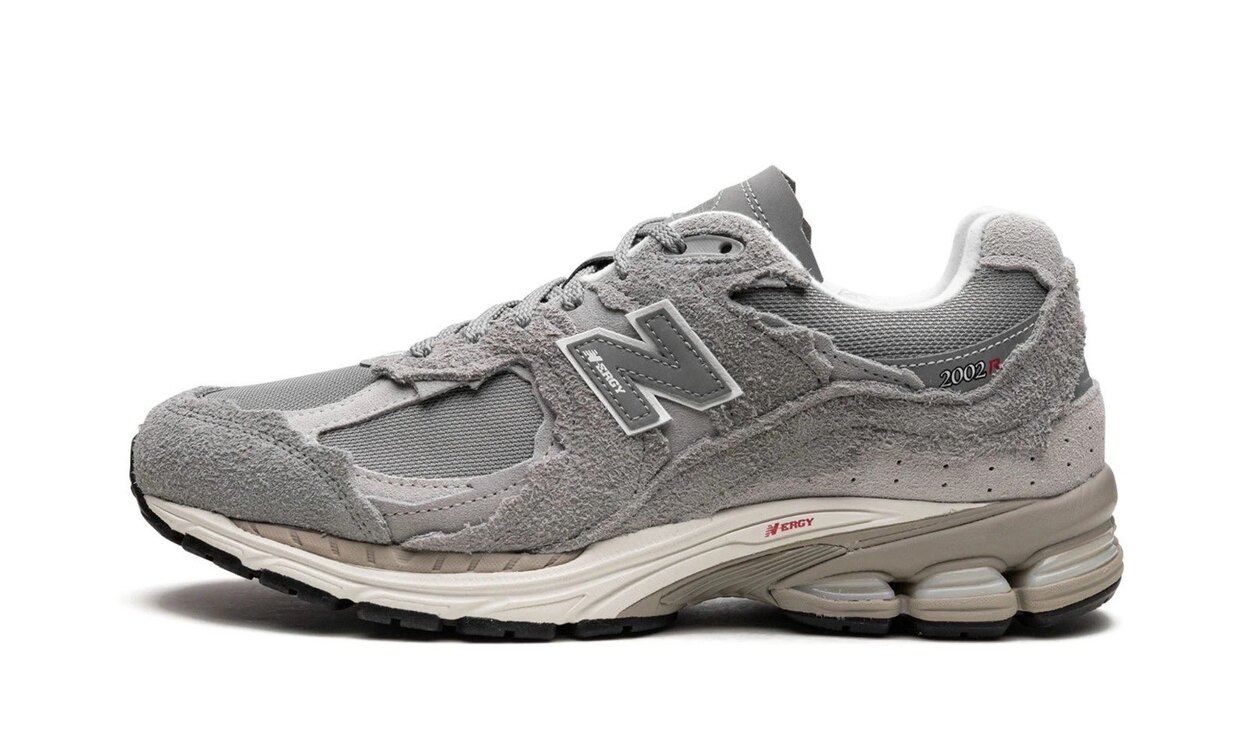 NEW BALANCE 2002RD