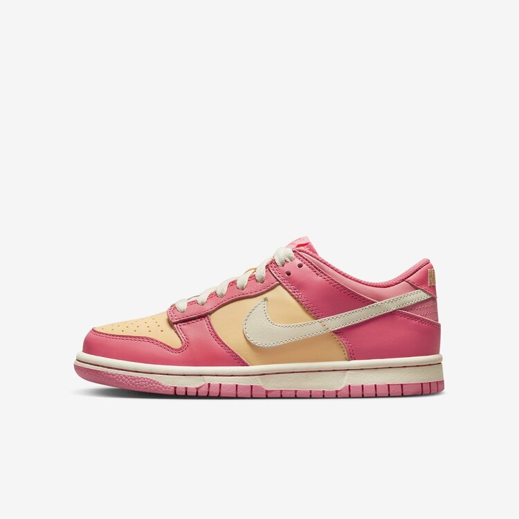 Nike Dunk Low Strawberry Peach Cream