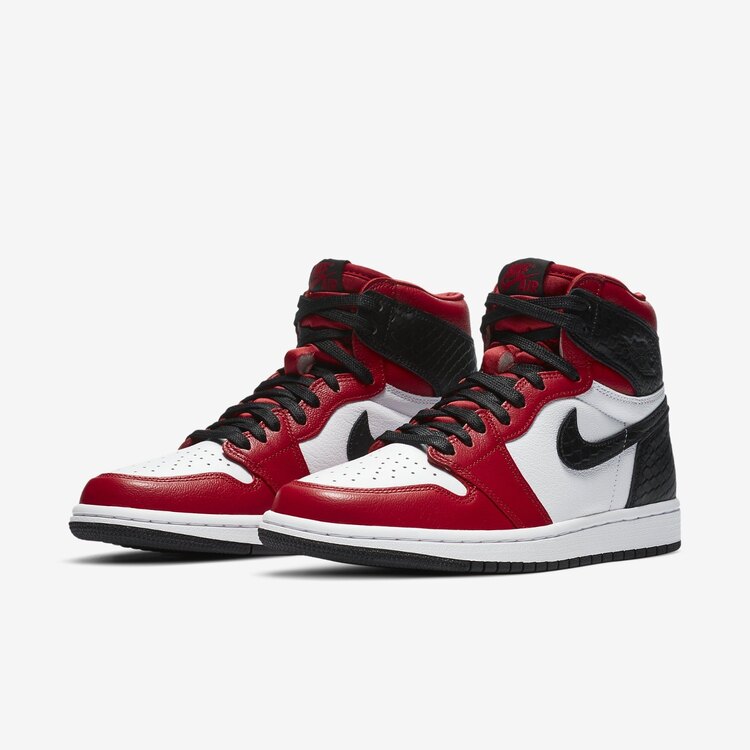 Nike Air Jordan 1 Retro High OG “Black Toe”