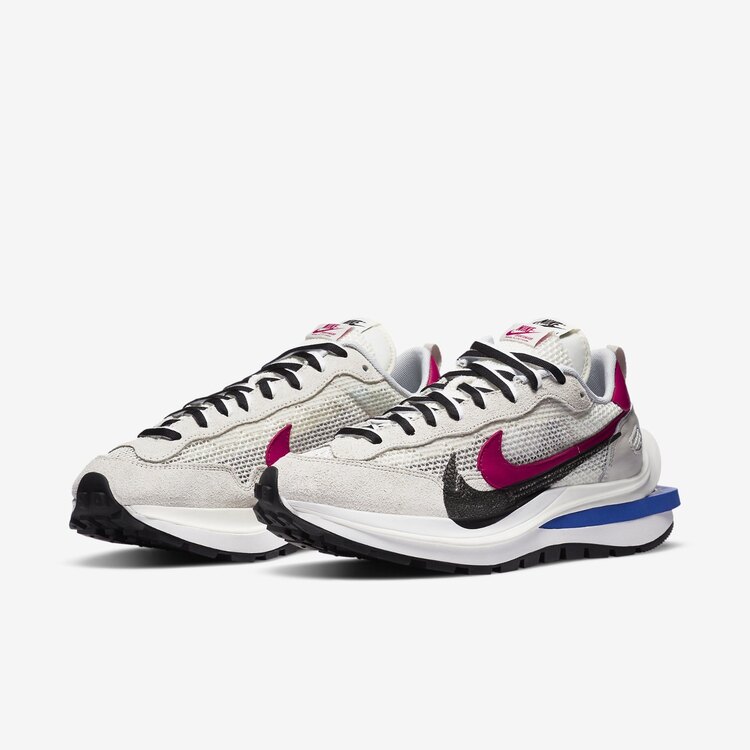 Sacai X Nike Vaporwaffle Sail