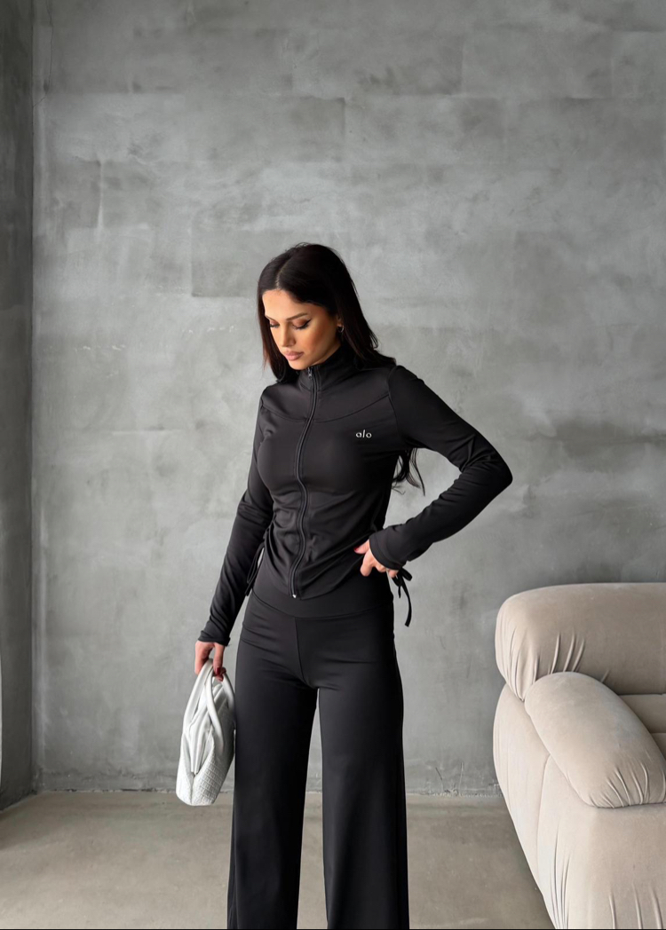 Alo Yoga Comfortlux Likralı Takım Siyah