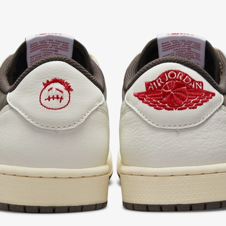 Travis Scott x Air Jordan 1 Low OG “Reverse Mocha”