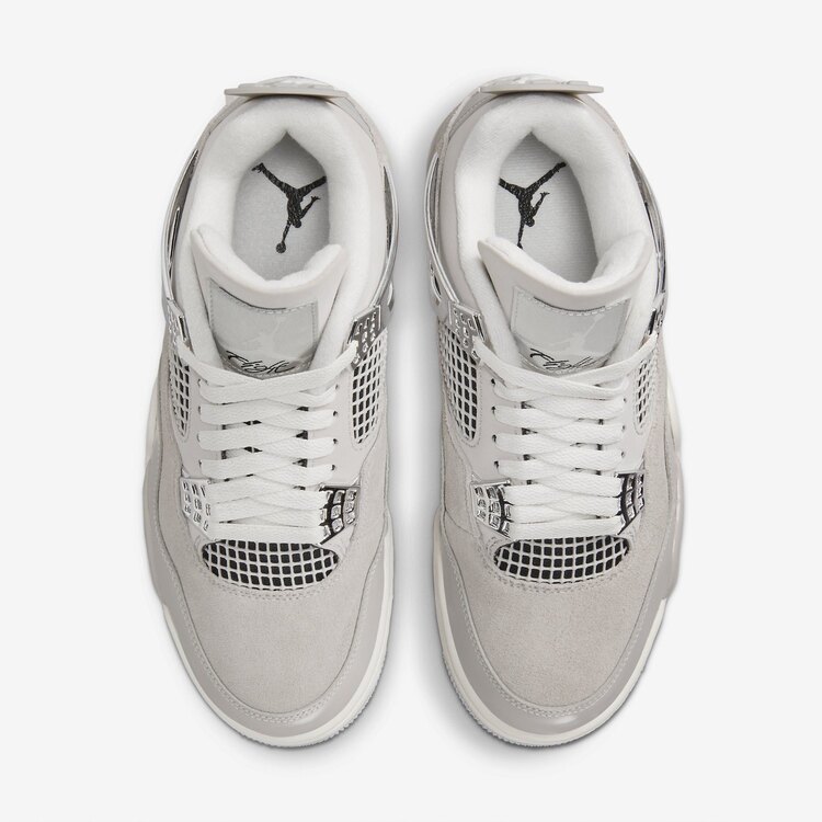 Nike Air Jordan 4 “Frozen Moments”