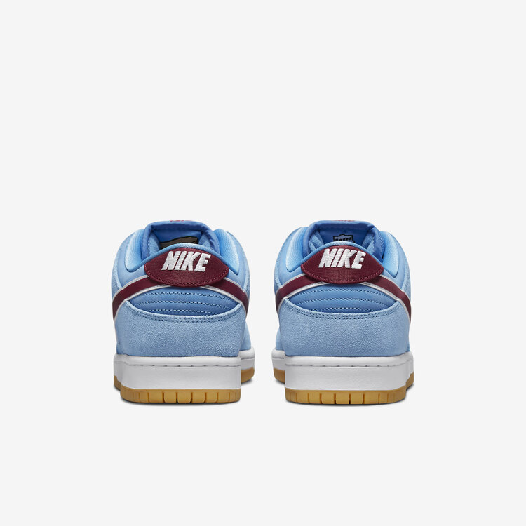 Nike SB Dunk Low Philadelphia Phillies
