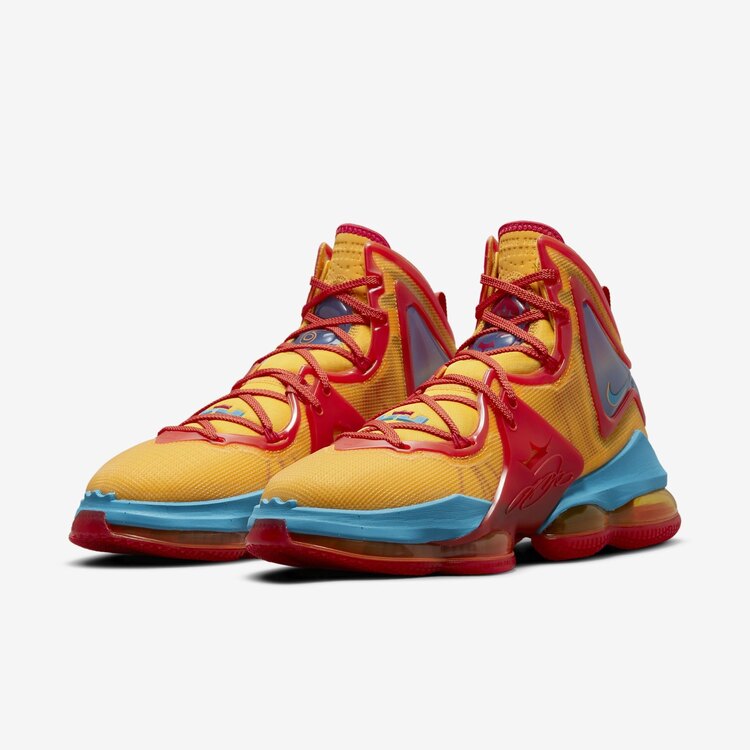 Space Jam x LeBron 19 ''Tune Squad''