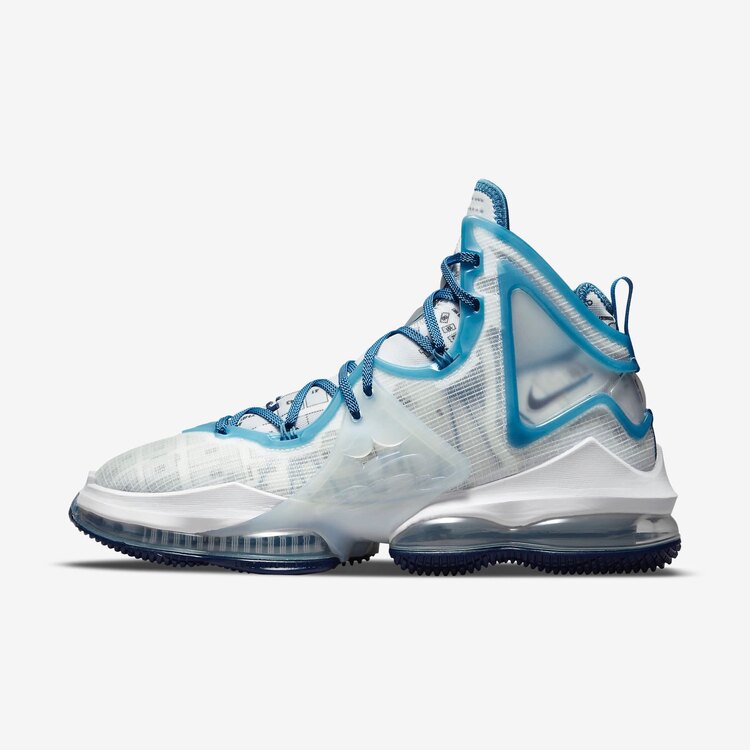 Nike LeBron 19 Space Jam