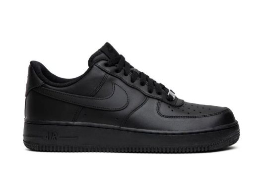Nike Air Force 1 Triple Black