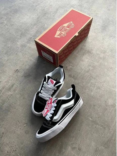 Vans Knu Skool Black