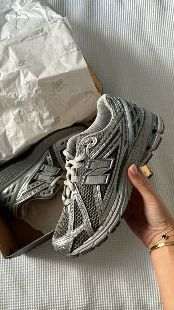 NB x 1906R “Harbor Grey” 