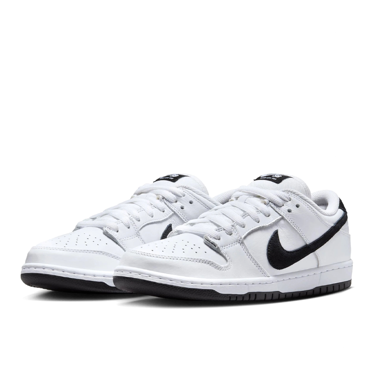 Nike SB Dunk Low Pro 'White Black'