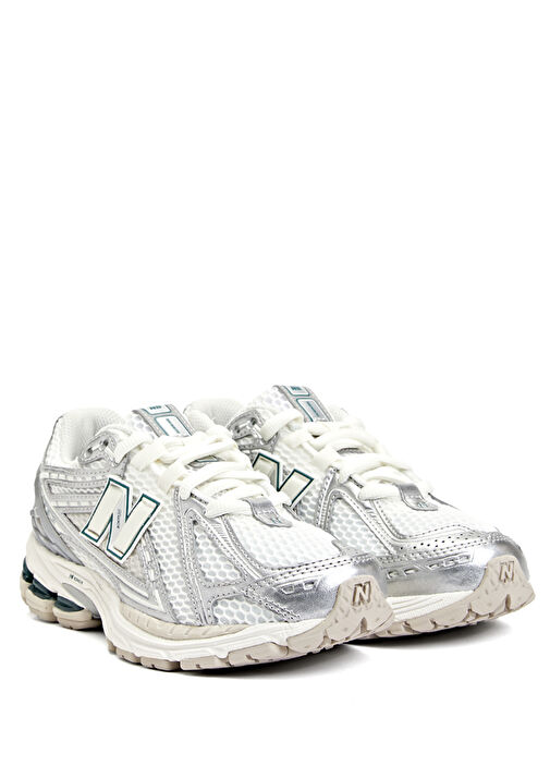 New Balance 1906R - Silver Metallic / Sea Salt