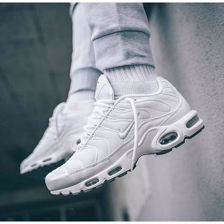 Nike Airmax Plus TN Triple White