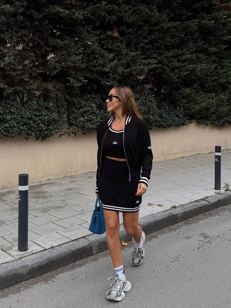 Alo Yoga 3'lü Triko Set (Standart Beden)