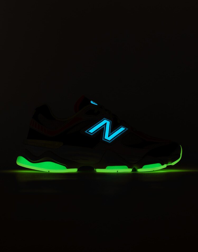 New Balance 9060 ‘Glow'