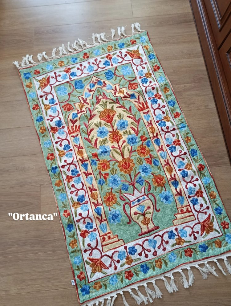 Ortanca model tam işli Kaşmir seccade