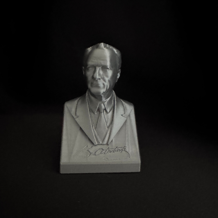 Atatürk Statue
